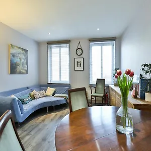 https://great-2-bedroom-flat-in-hoxton-shoreditch.cambridgehotelsuk.com